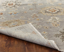 Load image into Gallery viewer, Akala Pearl Grey 425